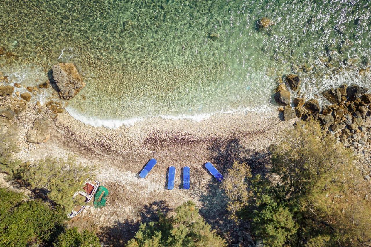 Blue Garden Samos Apartments Floka  Eksteriør billede